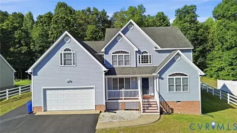 19267 Brevard Dr, South Chesterfield, VA 23834