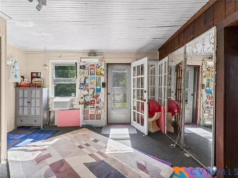 Entry Way - 265 Signboard Rd, Bumpass, VA 23024 photo 1 of 6