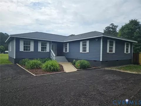 5990 Sweethaven Ln, Hayes, VA 23072