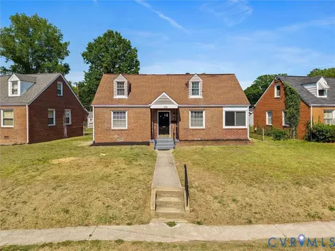 Exterior - 103 E 36th St, Richmond, VA 23224 photo 11 of 13