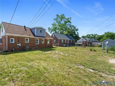 Exterior - 103 E 36th St, Richmond, VA 23224 photo 5 of 13
