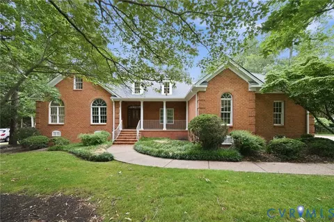4537 Wellington Farms Dr, Chester, VA 23831