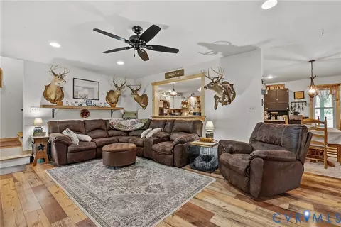 1426 Firehouse Rd, Buckingham, VA 23921 photo 5
