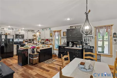 1426 Firehouse Rd, Buckingham, VA 23921 photo 10