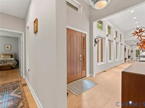 Entry Way - 3601 Leonards Ln, Sutherland, VA 23885 photo 3 of 7