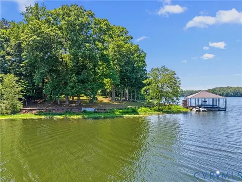 View/Area - 3601 Leonards Ln, Sutherland, VA 23885 photo 5 of 8