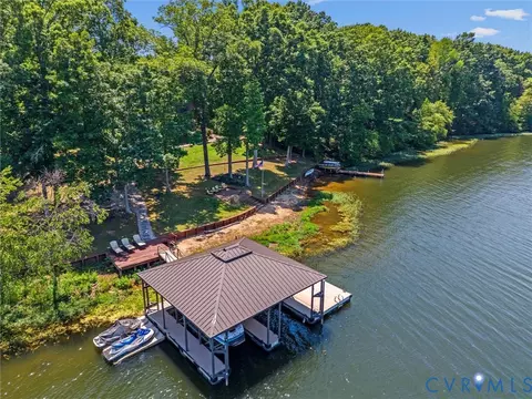 View/Area - 3601 Leonards Ln, Sutherland, VA 23885 photo 6 of 8