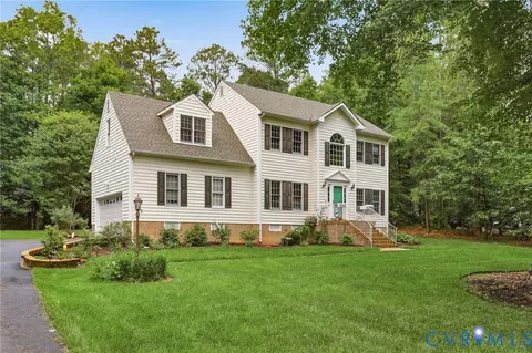 12040 Hunters Hawk Ct, Chesterfield, VA 23838
