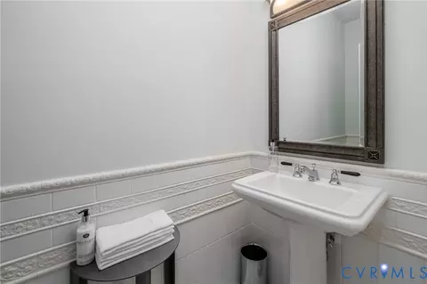 Bath - 3124 Rock Cress Ln, Sandy Hook, VA 23153 photo 4 of 7