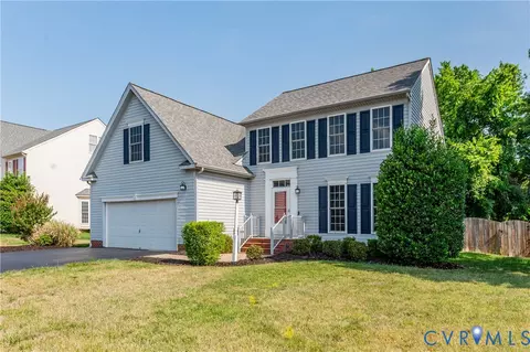10744 Pruett Ln, Glen Allen, VA 23059