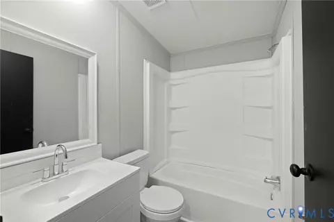 Bath - 1472 Twenty Two Rd, Pamplin, VA 23958 photo 1 of 4