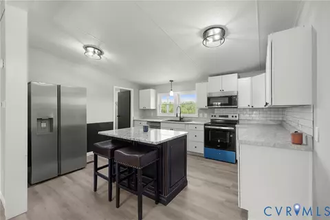 Kitchen - 1472 Twenty Two Rd, Pamplin, VA 23958 photo 3 of 4