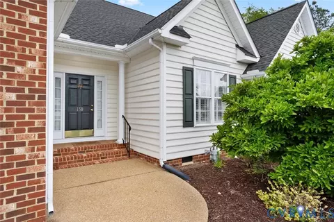 150 Carriage Point Ln, Glen Allen, VA 23059