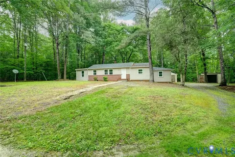 1795 Powhatan Trl, King William, VA 23086