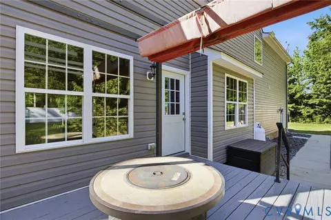 Exterior - 8405 E Patrick Henry Rd, Ashland, VA 23005 photo 12 of 12