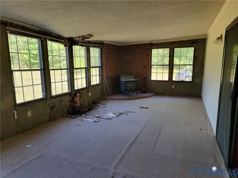3695 Hickory Fork Rd, Gloucester, VA 23061 photo 4