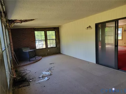 3695 Hickory Fork Rd, Gloucester, VA 23061 photo 3