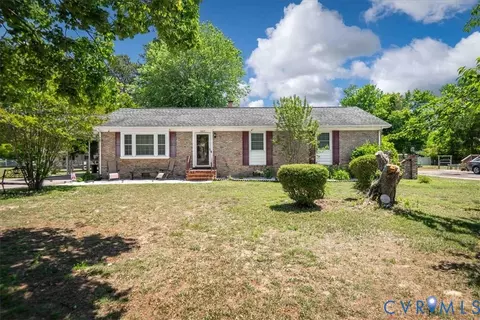 5809 Sutherland Dr, Sutherland, VA 23885 photo 2