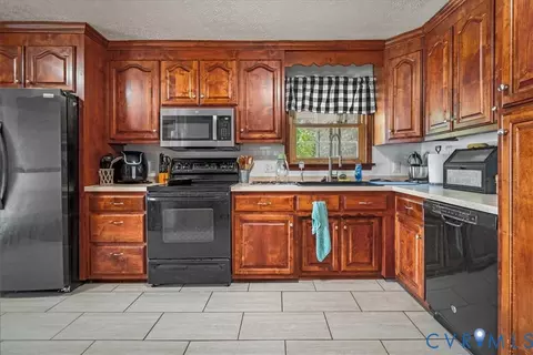 5809 Sutherland Dr, Sutherland, VA 23885 photo 16