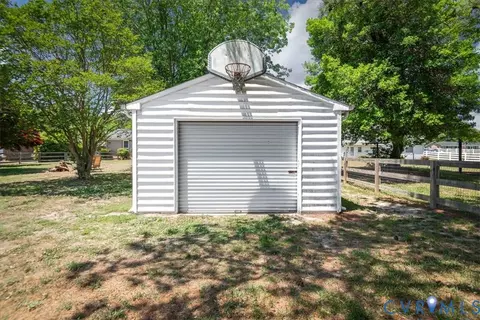 5809 Sutherland Dr, Sutherland, VA 23885 photo 41