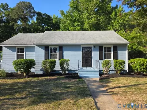 5641 N Chesterwood Dr, North Chesterfield, VA 23234