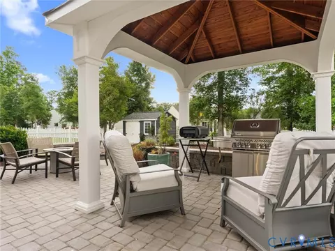 Exterior - 14031 Ashmill Dr, Midlothian, VA 23112 photo 7 of 9