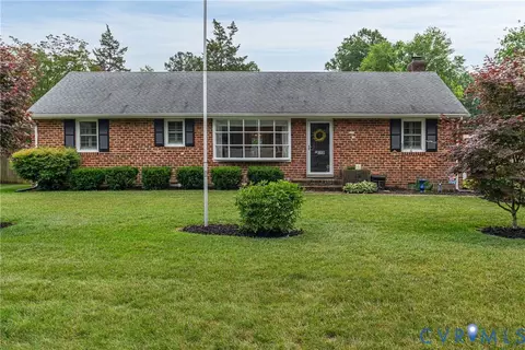 10511 Gotham Rd, North Chesterfield, VA 23235