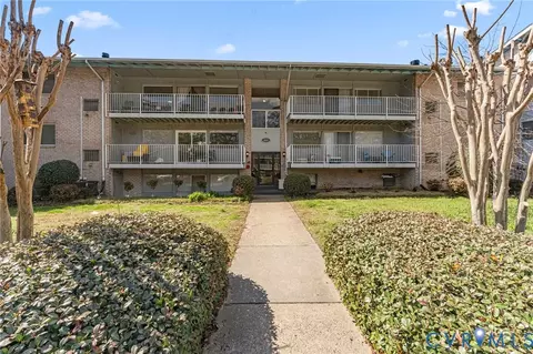 5610 Crenshaw Rd #1213, Richmond, VA 23227