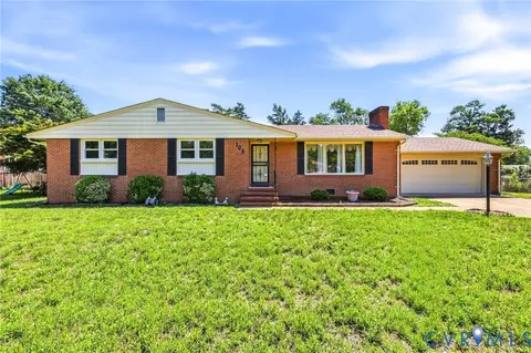 103 Brookhill Ct, Colonial Heights, VA 23834