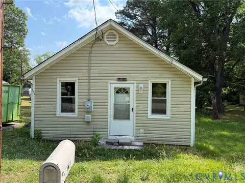 1201 Roanoke Ave, Hopewell, VA 23860