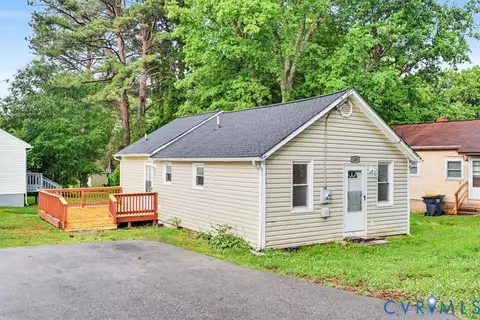 1201 Roanoke Ave, Hopewell, VA 23860