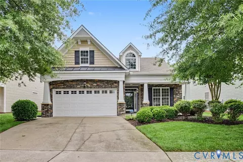 8072 Rose Hill Dr, Mechanicsville, VA 23111