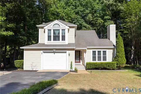14305 Woods Walk Ln, Midlothian, VA 23112