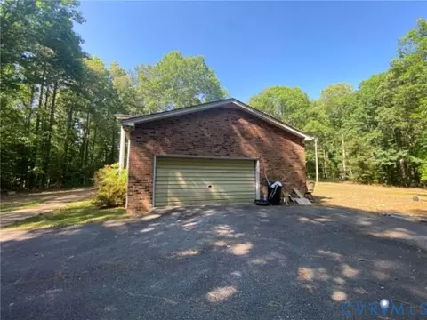 Exterior - 9405 Dabney Dr, Sutherland, VA 23885 photo 1 of 7