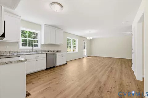 Living - 8426 Railroad Bed Rd, Carson, VA 23830 photo 6 of 6