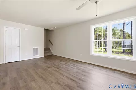 Living - 8440 Railroad Bed Rd, Carson, VA 23830 photo 8 of 10