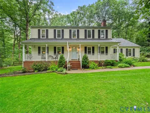 13230 Queensgate Rd, Midlothian, VA 23114