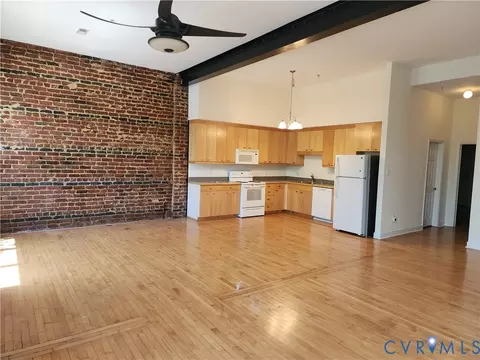 Living - 212 E Franklin St #1, Richmond, VA 23219 photo 6 of 9