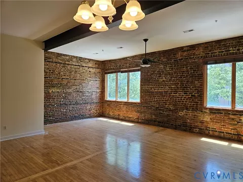 Living - 212 E Franklin St #1, Richmond, VA 23219 photo 3 of 9