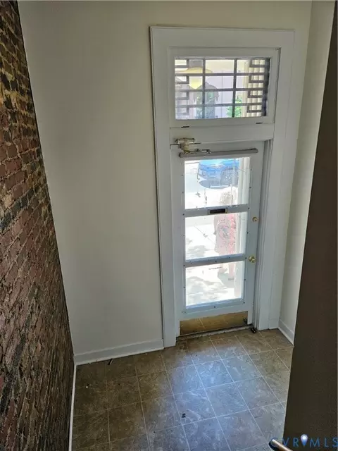 Entry Way - 212 E Franklin St #1, Richmond, VA 23219 photo 1 of 1