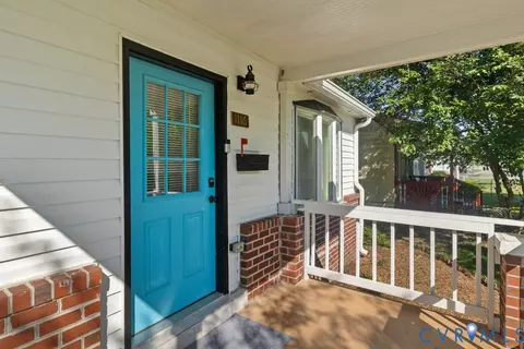 Exterior - 1116 E 16th St, Richmond, VA 23224 photo 4 of 9