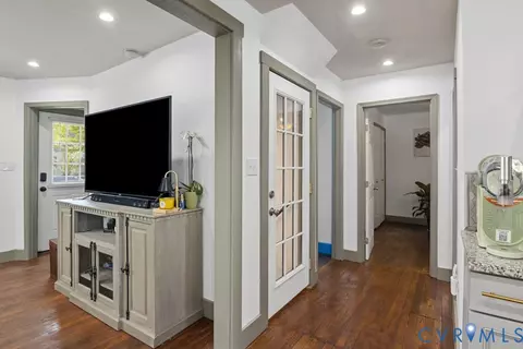 Entry Way - 1116 E 16th St, Richmond, VA 23224 photo 1 of 2