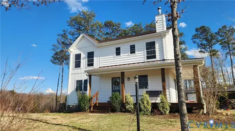 12107 Jones Town Dr, Ivor, VA 23866