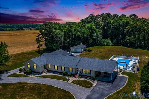 4400 Hacks Neck Rd, Heathsville, VA 22473