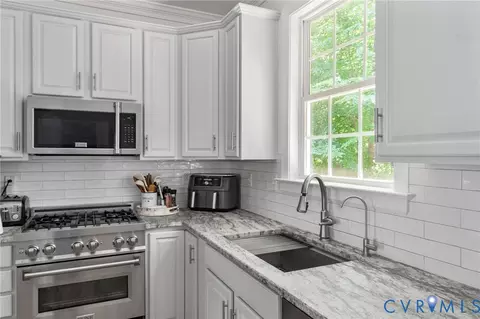 Kitchen - 1755 Dispatch Rd, Quinton, VA 23141 photo 11 of 11