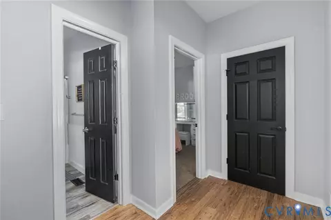 Entry Way - 1755 Dispatch Rd, Quinton, VA 23141 photo 6 of 10