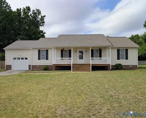 8378 Mary Mundie Ln, Mechanicsville, VA 23111