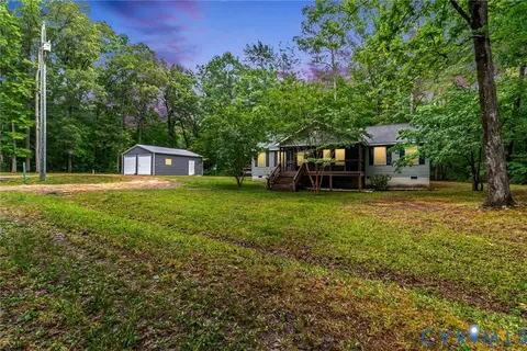 251 Bronson St, Hague, VA 22469