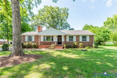 5307 W Rock Spring Dr, North Chesterfield, VA 23234