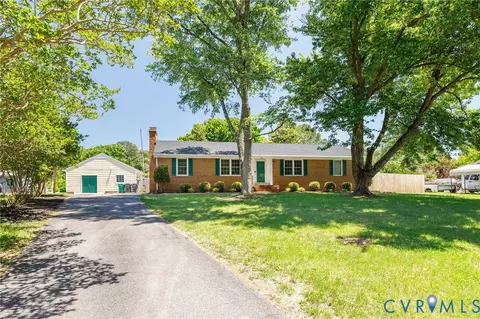 2305 Grassy Knoll Ln, Richmond, VA 23236